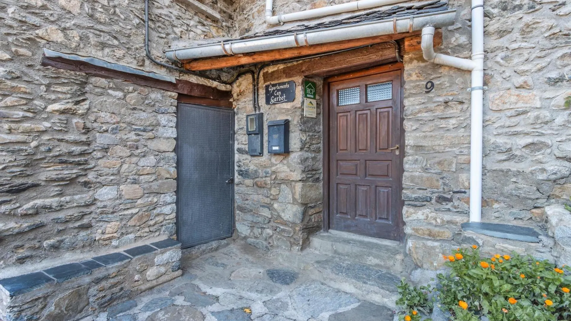 Casa Garbot Guest House Durro